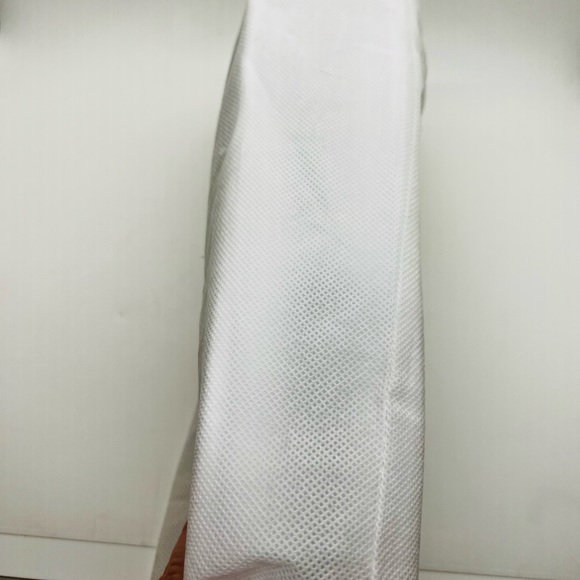 NWT Frette Men’s Slippers with Bag. White. One Size. - Picture 4 of 6